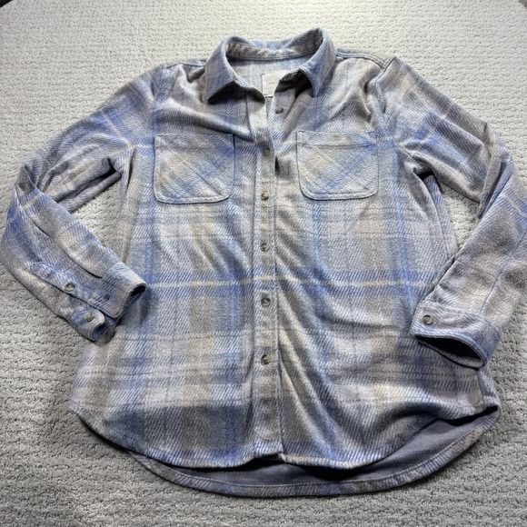 Casa Cabana Tops - Casa Cabana Women's Light Blue &‎ Beige Flannel Size Medium